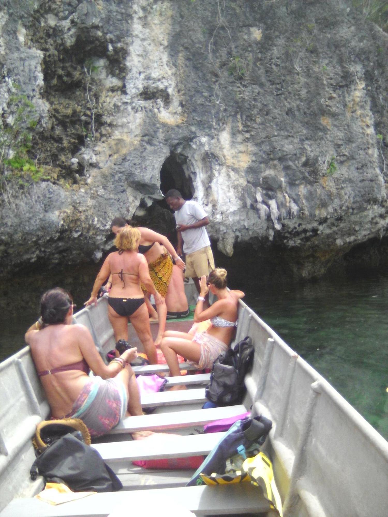 Raja Ampat Blue Sea Villa Besir Buitenkant foto