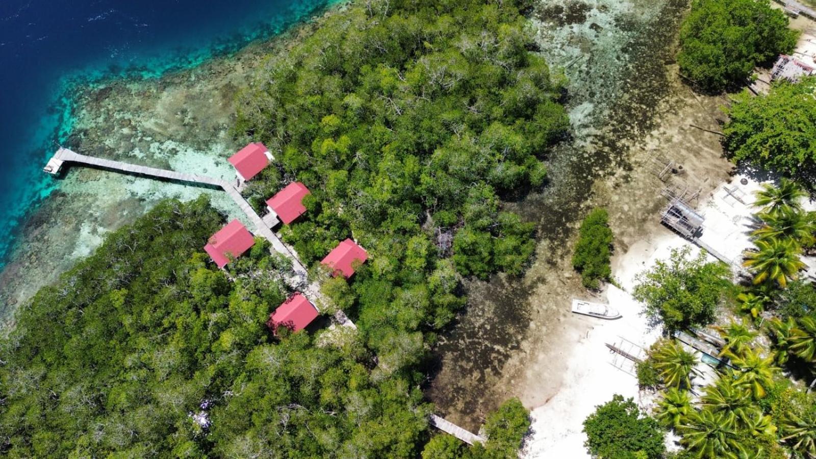 Raja Ampat Blue Sea Villa Besir Buitenkant foto